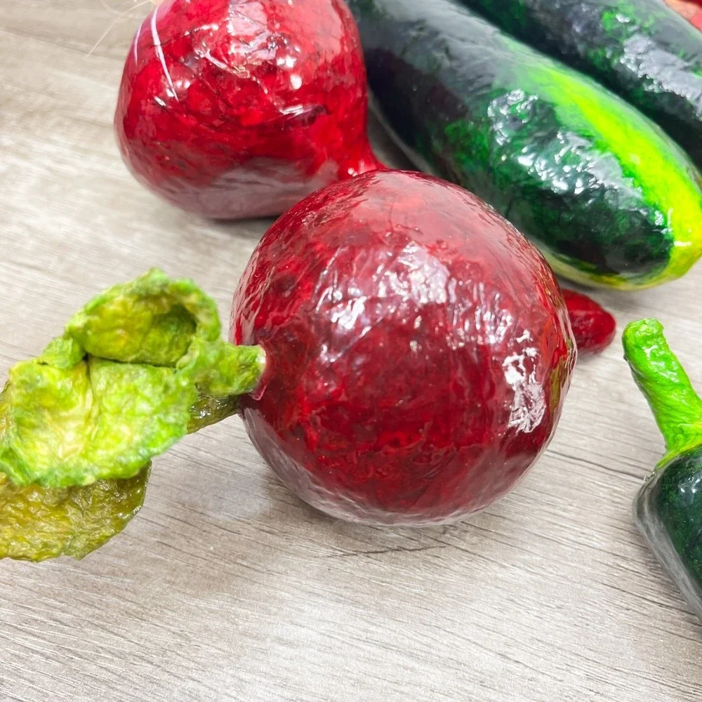 Vintage Handmade Paper Mache Glossy Fruit‎ & Vegetables Folk Art Hecho En Mexico
